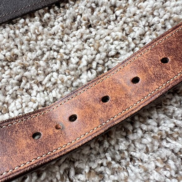 Vintage Coach Distressed Brown Leather Contrast Stitching Mens Belt 42" - Picture 8 of 15